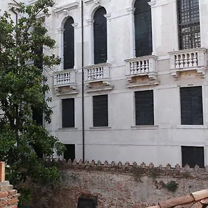 Ca' Regina , Venice Italy